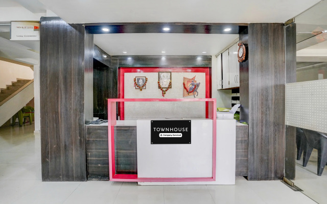 Super Townhouse Godavari Riverbank Formerly Shanti Datta Inn