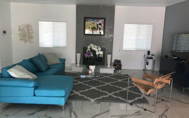 The Colony House Palm Springs