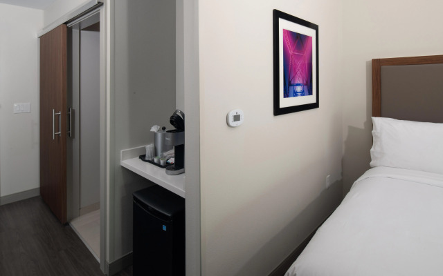 Holiday Inn Express and Suites Little Rock Downtown by IHG
