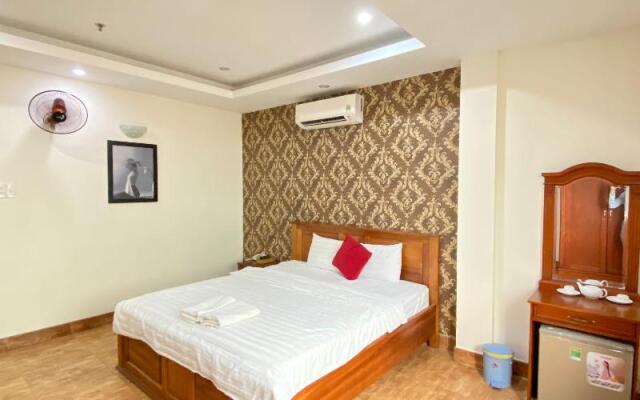 Minh Nhu Hotel by ZUZU