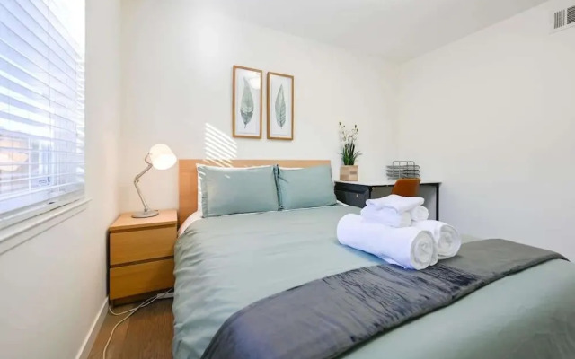 @ Marbella Lane - Exquisite Home 3BR