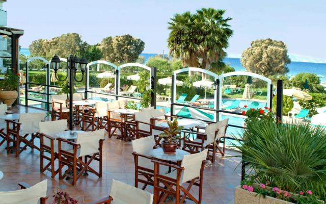 Pylea Beach Hotel