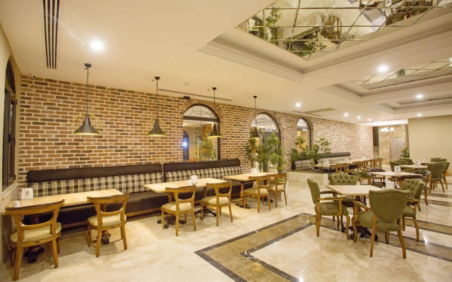 Aktug Hotel