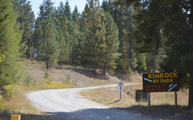 Rimrock Lodge