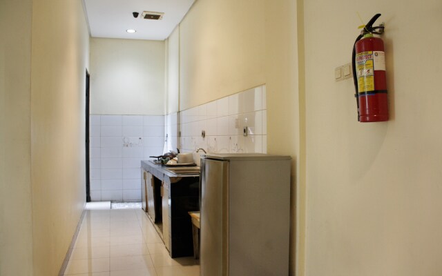 OYO 148 Cempaka Place Homestay Near Jakarta Islamic Hospital