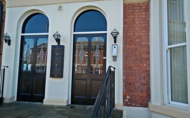 The Shelbourne Apartments