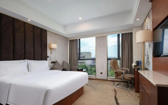 HuangFuShangyue Qingshe Hotel