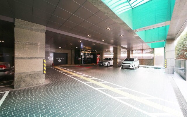 Uijeongbu Latree Hotel