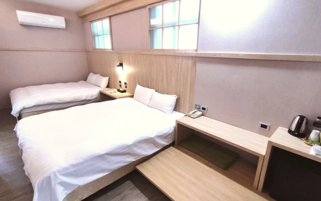 AOIKE Hot Spring Hotel