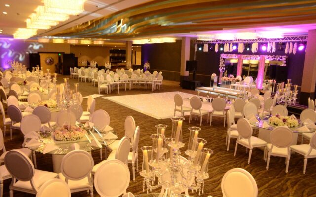 Ayass Hotel