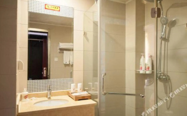 Homeinn Ripple Yun Hotel (Dongyang Renmin Road Light Rail Station)