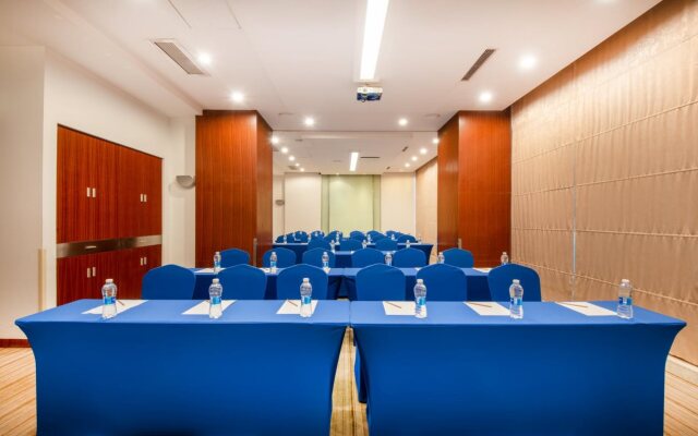 Holiday Inn Express Shenzhen Luohu