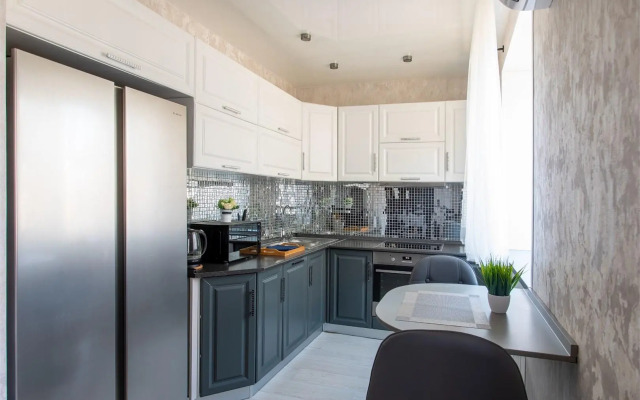 OGNI Apartments на проспекте Океанский 100