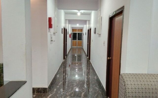 Hotel Hilltop International