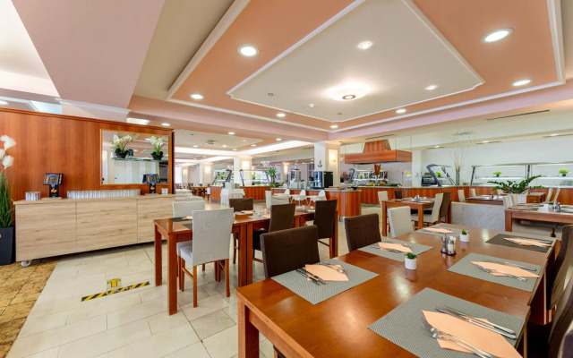Villa Lovorka - Hotel Resort Drazica