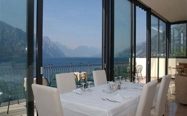 Piccolo Hotel
