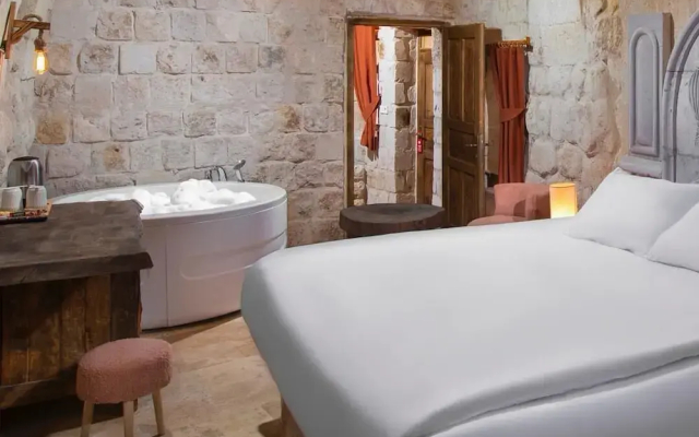 Elysium Cave Hotel & Spa