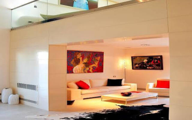 Casa DellArte Hotel of Arts & Leisure