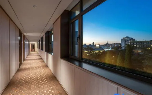 Crystal Orange Qingdao Wusi Square Wheat Island