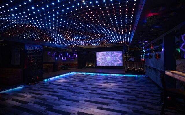 Seven Eleven Club