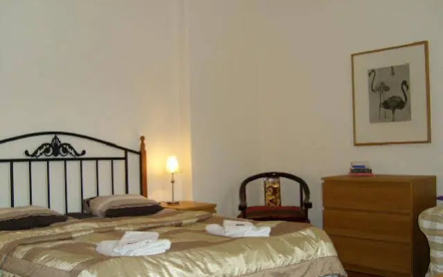 Essexhome Apartments