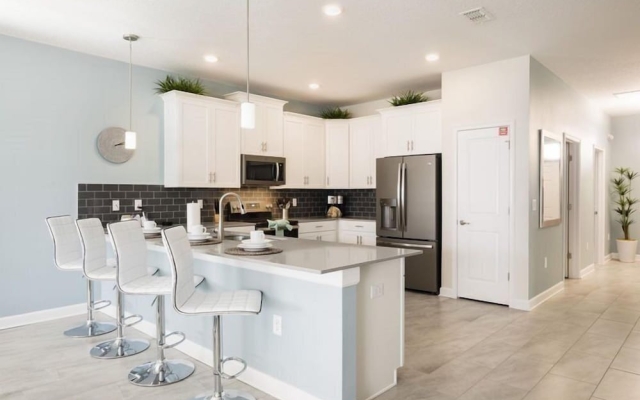 8BR ChampionsGate Pool Home