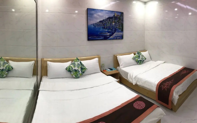 Deluxe Private Room , 2 bed ,4 Guests ,1 Private Bath – Guest Rooms – Ho Chi Minh City