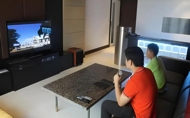 Siam Paradise Entertainment Complex