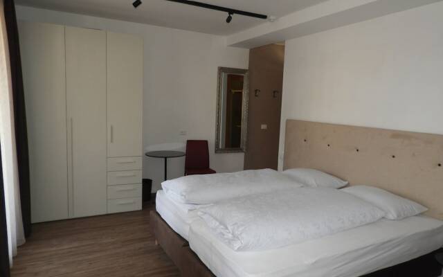 Pension Fellis
