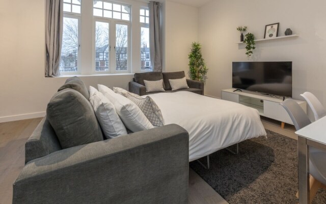 Luxury North Central London Apartment