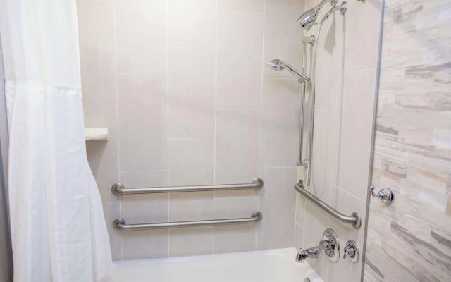 Embassy Suites by Hilton Lexington Green