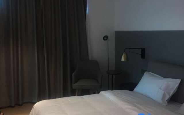 Waito Hotel (Guangzhou Kecun Metro Station Liying Plaza)