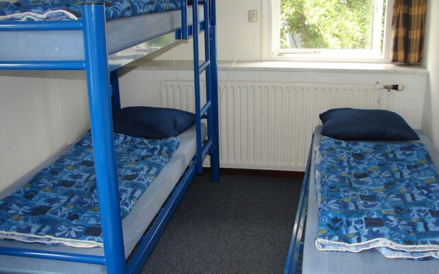 Semi-detached holiday home with facilities near the sea
