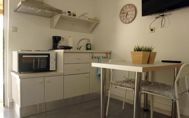 Studio Ioanna - Oasis holiday houses