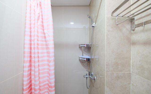 Nice And Fancy Studio At Transpark Cibubur Apartment