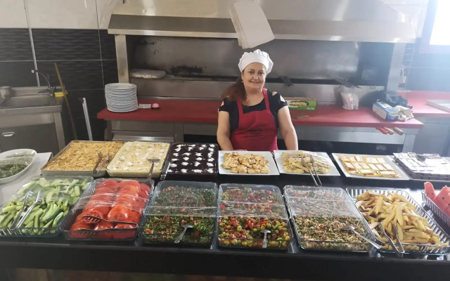 Zeyn Hotel