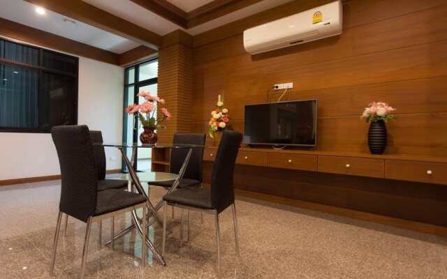 Muangchalearm Apartment