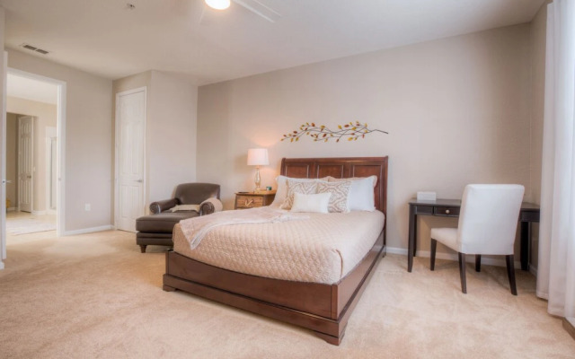 Lake View Penthouse Loft