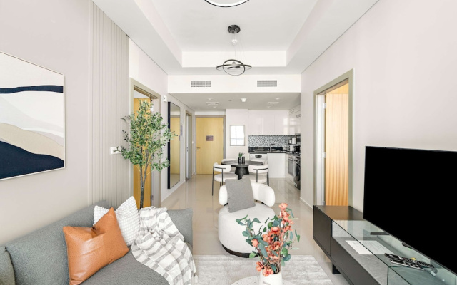 Silkhaus Stylish 2bdr in Aykon Tower