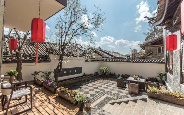Floral Hotel Yun Xi Lijiang
