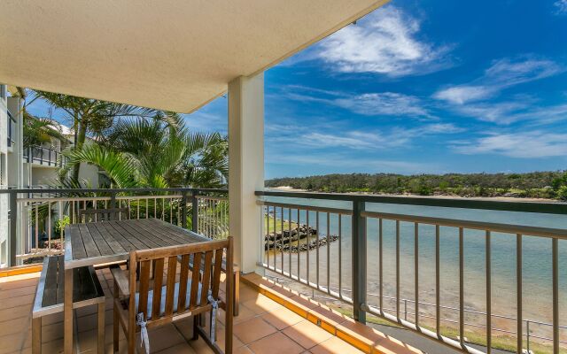 Sunrise Cove Holiday Apartments