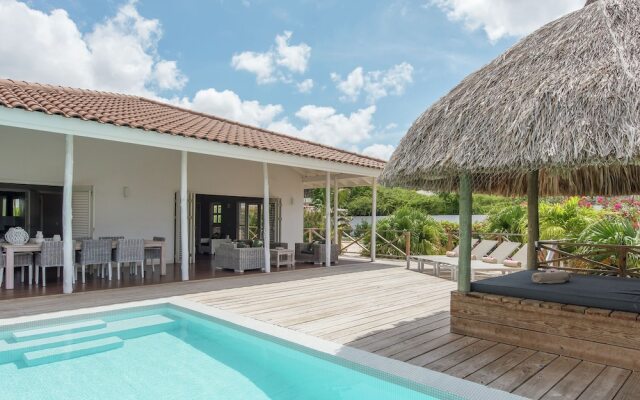 Luxury Detached Villa With Pool in Jan Thiel in Willemstad for six