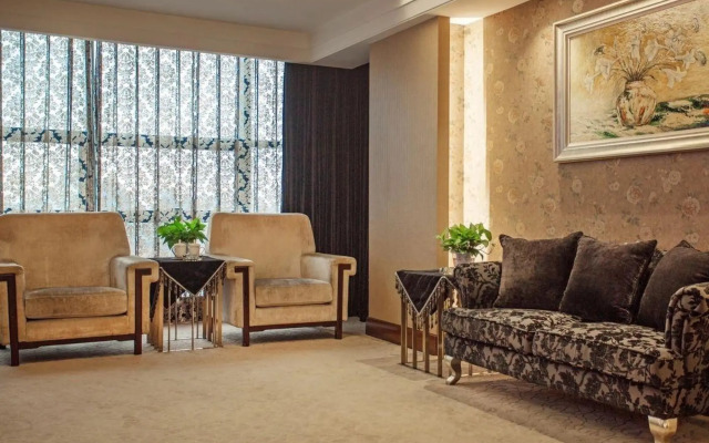 Jinlong Yufeng Hotel