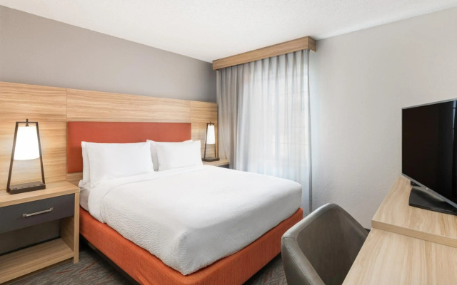 Candlewood Suites Eagan Arpt South - Mall Area by IHG