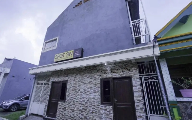 Spot on 2219 Madina Residence