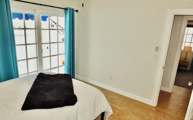 Belmont Shore Beach House