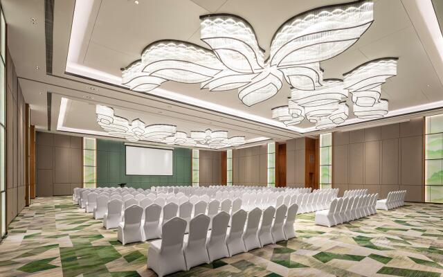 Отель Holiday Inn Hangzhou Binjiang