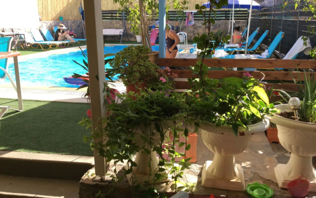 Attalos Boutique Studios