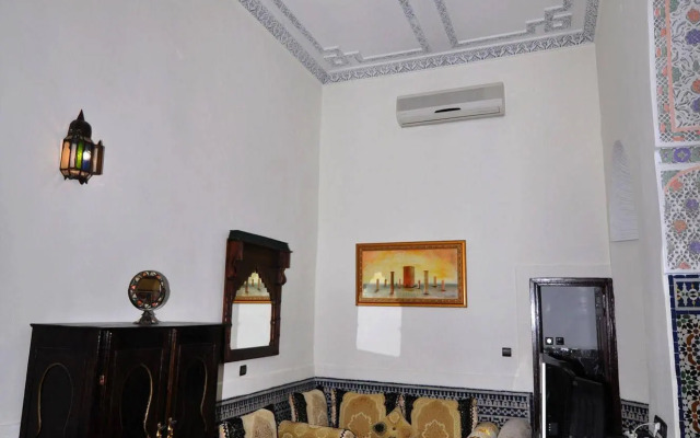 Riad Khouloud