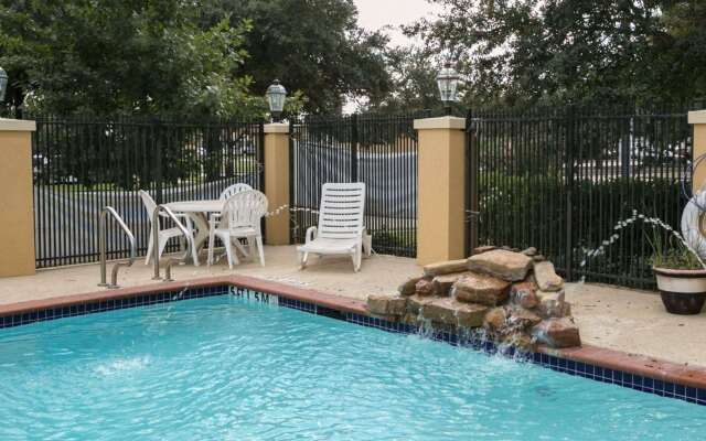 Sleep Inn & Suites Highway 290/NW Freeway